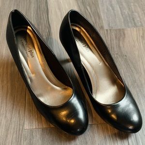 Comfort Plus By Predictions Matte Finish Pump Size 8 (Black)